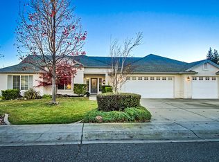 2245 Tradition Way, Redding, CA 96001