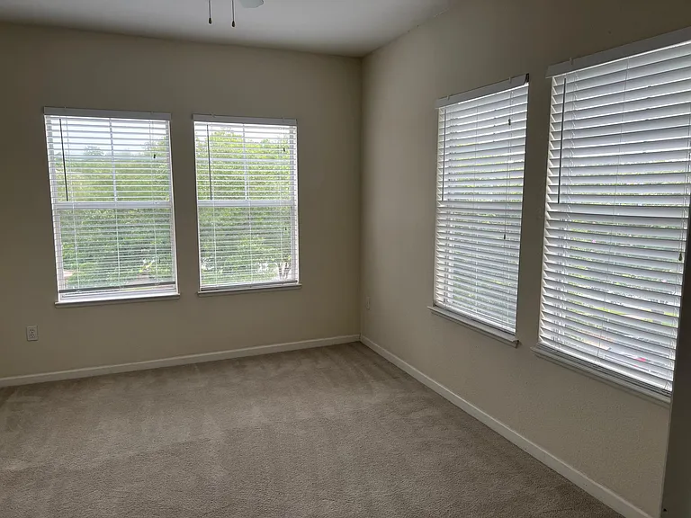 2801 Chancellorsville Dr #138 — Photo 12