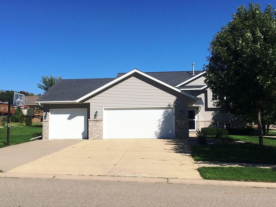 1st image of 201 Rockwell Dr