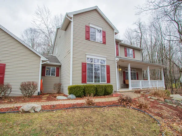 3115 Walnut Hls, Leonard, MI 48367