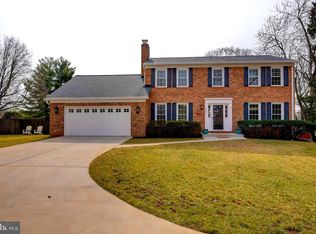 1522 Coat Ridge Rd, Herndon, VA 20170