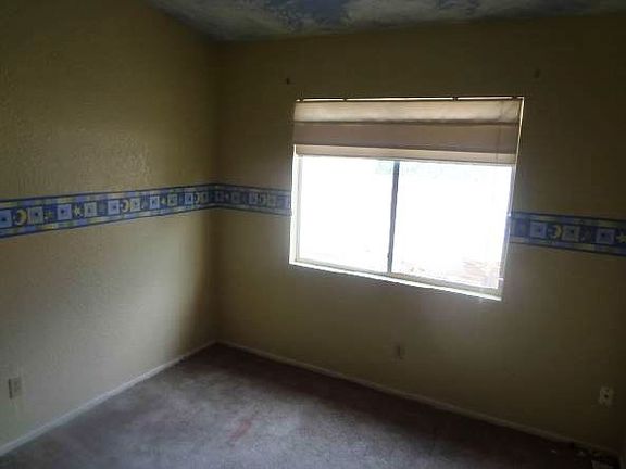 4th image of 9512 N Blackbird Pl