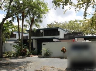 6390 Jack Rabbit Ln, Miami Lakes, FL 33014