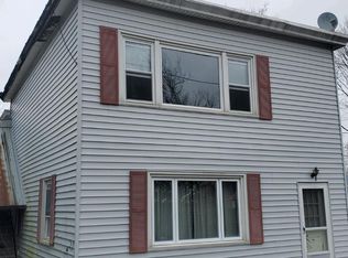 5 Lamb St, Whitehall, NY 12887