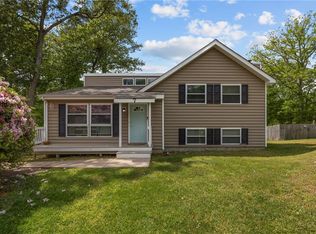 7 Cathy Dr, Newport News, VA 23608