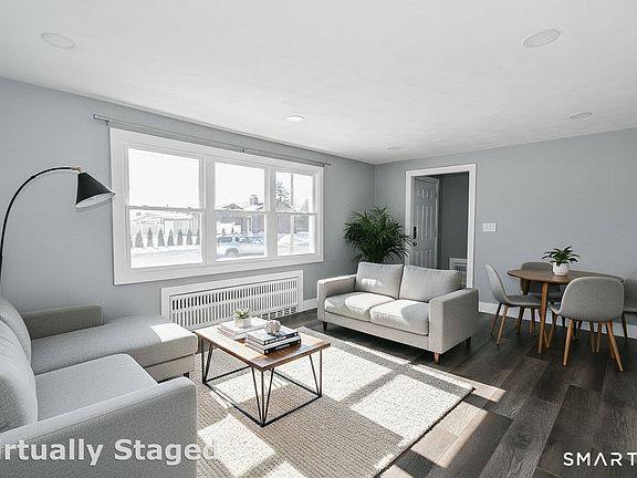 4th image of 129 Valley View Drive