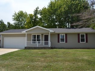 12 Edgebrook St, Centralia, IL 62801