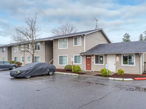 Meadowbrook Apartments