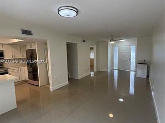 5th image of 12370 SW 52nd Pl #Townhouse 12370