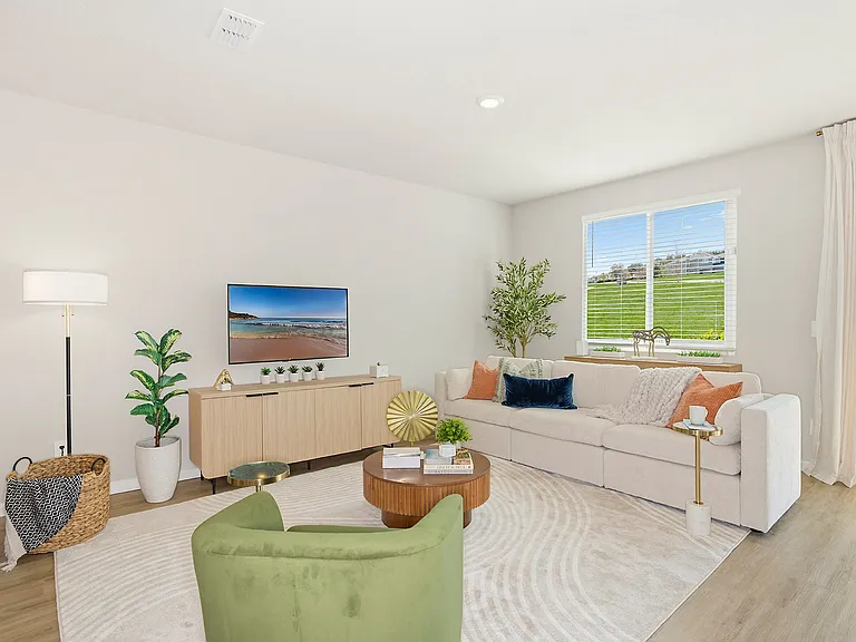 Coral Palms at Oakleaf — Photo 8