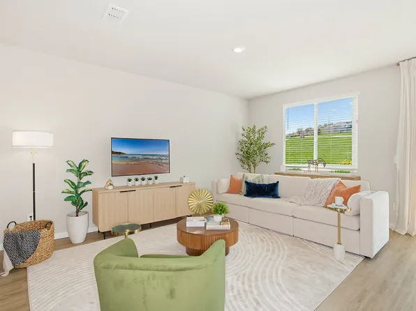 Coral Palms at Oakleaf