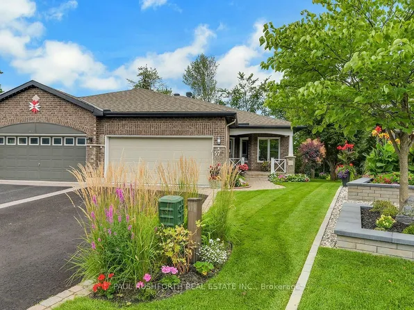 57 Waterthrush Cres, Ottawa, ON K2M 2T8