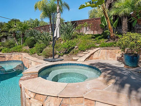 4th image of 638 Cabezon Pl