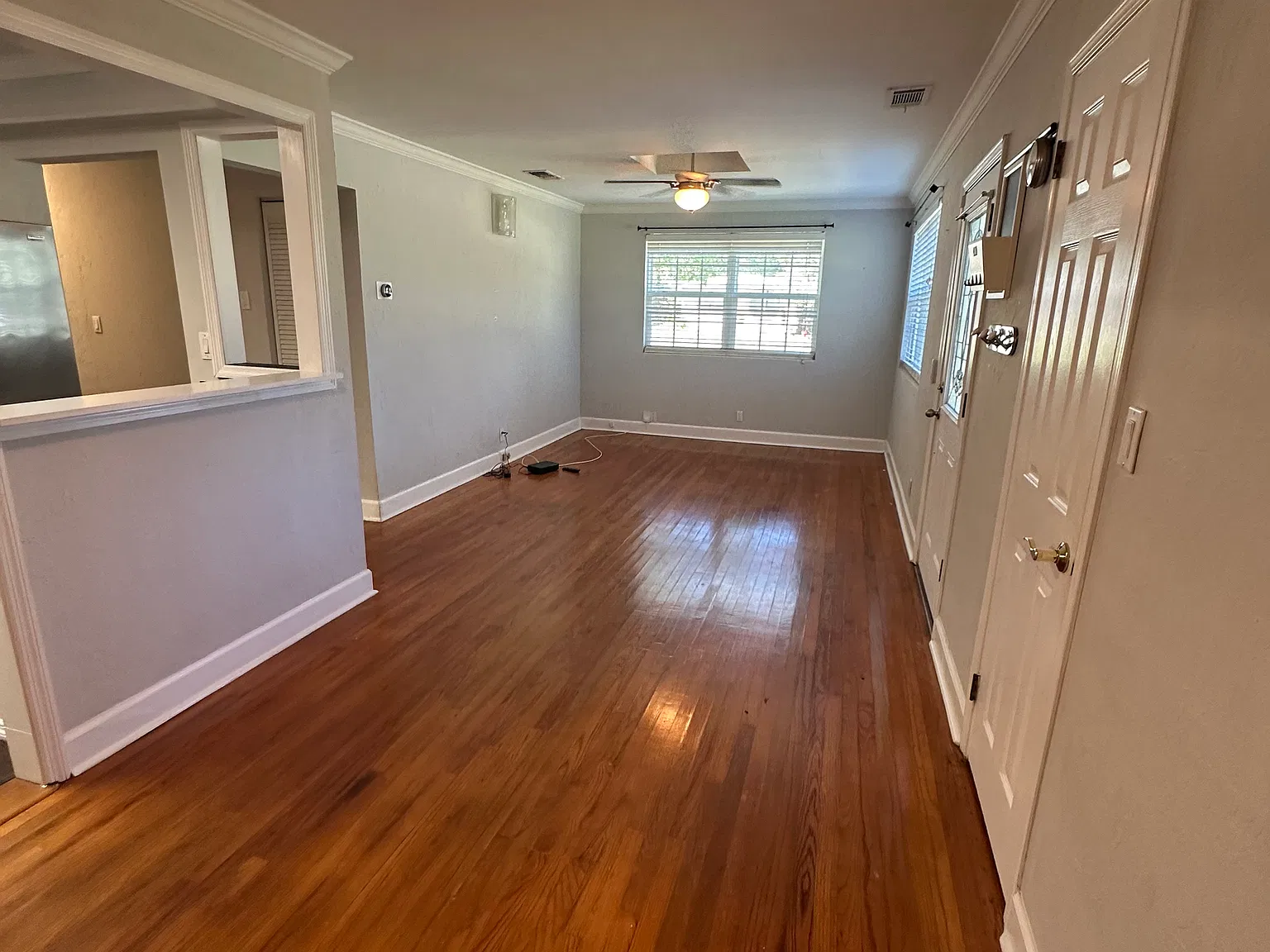 2 bed, 980 sqft, $1,650 — Photo 2
