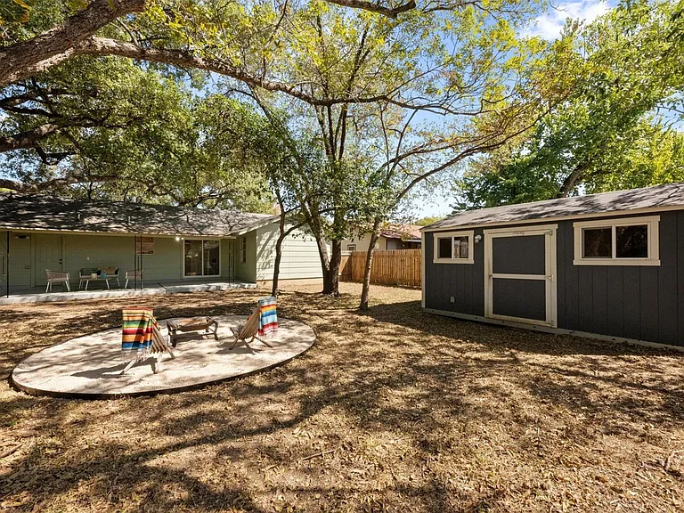 407 Westmorland Dr — Photo 31