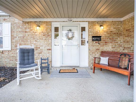 2nd image of 548 Woodlake Rd