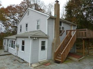 18 Longfellow Dr, Carmel, NY 10512