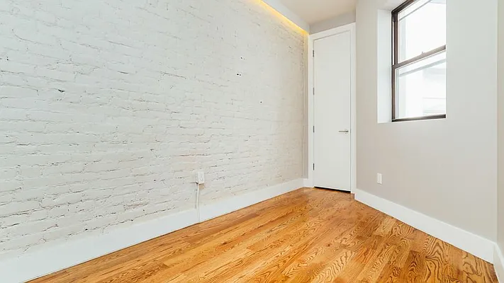 Rented by Nooklyn NYC LLC | media 23