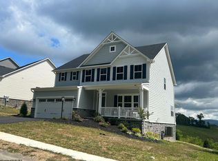 33 Tuscan Dr, Morgantown, WV 26508