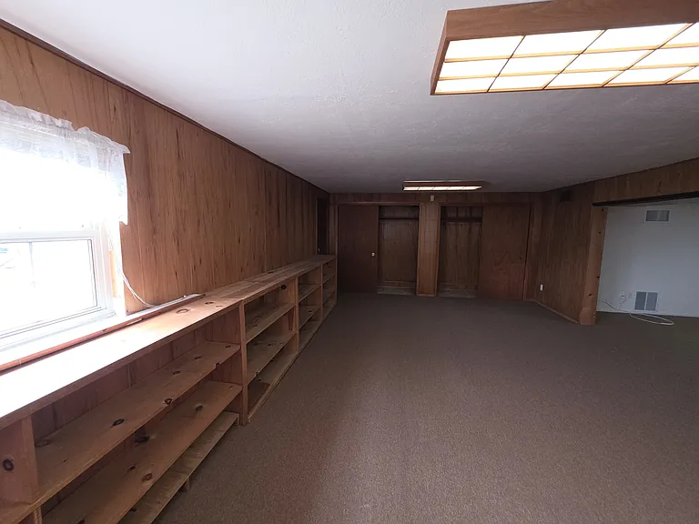 1744 Wesley Ave — Photo 36
