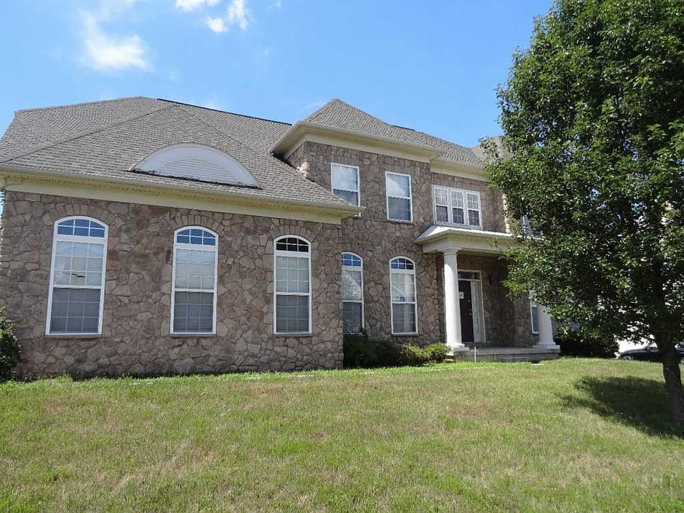 1st image of 314 Caraway Dr