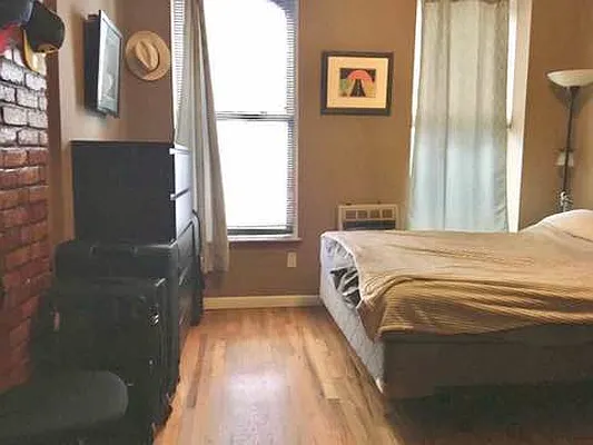 Rented by Jeffrey Mosczyc, LREB | media 21