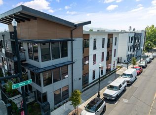 121 S Holly, Medford, OR 97501