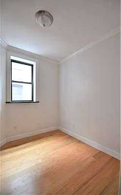 Rented by CITY SKYLINE REALTY INC | media 8