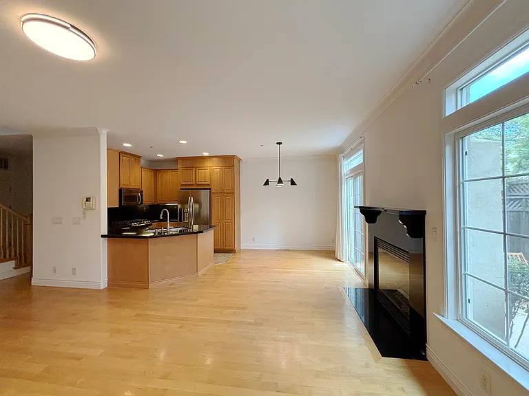 3810 Peebles Pl — Photo 4