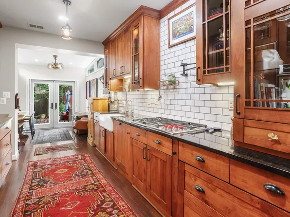 316 N Carolina Ave SE, Washington, DC 20003