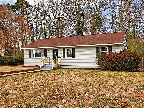 2nd image of 223 Woodhaven Rd