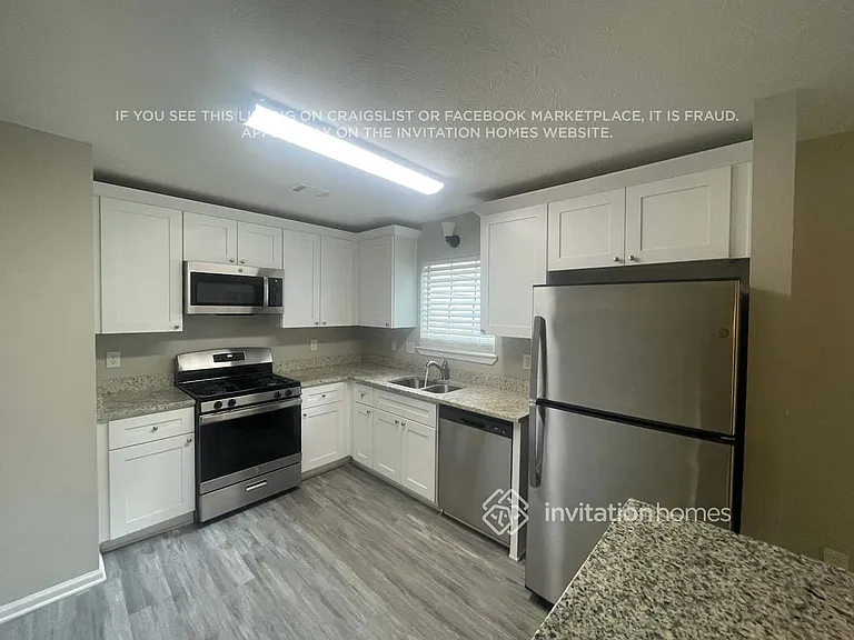 1415 Oak Knoll Dr NE — Photo 10