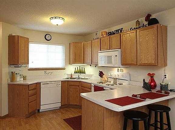 2nd image of 1307 Logan Ct