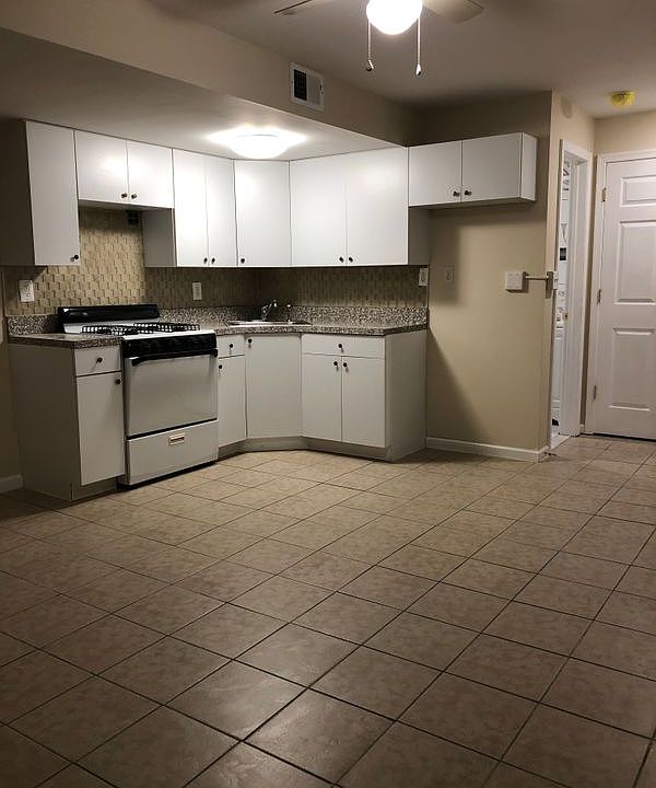 1st image of 81 Woodland Ave