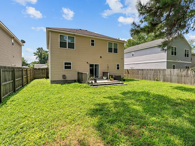 701B Summers Pl #B — Photo 20