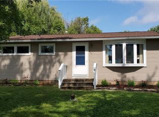 403 Midwood Dr, Liverpool, NY 13088