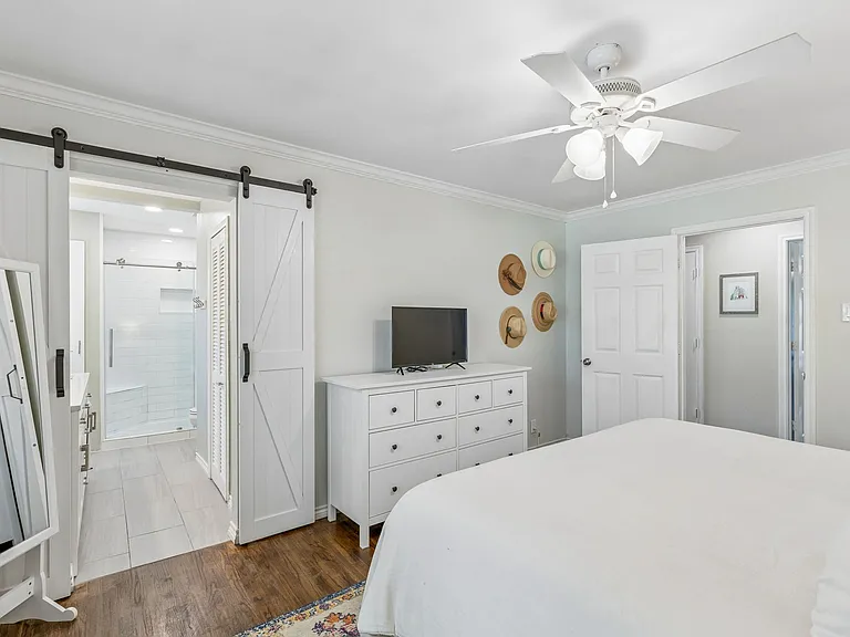 9503 Buxhill Dr — Photo 15