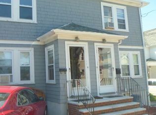 40 Alaric St, West Roxbury, MA 02132