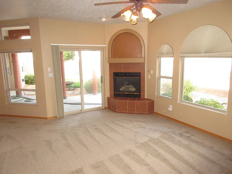 1312 Tiffany Ln SE — Photo 24