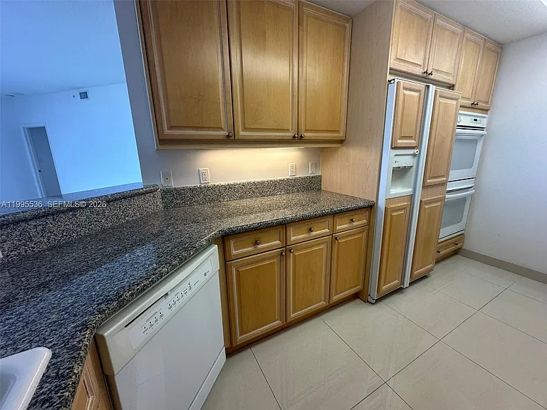 6001 N Ocean Dr #503 — Photo 34