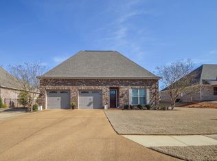 106 Kingwood Dr, Starkville, MS 39759