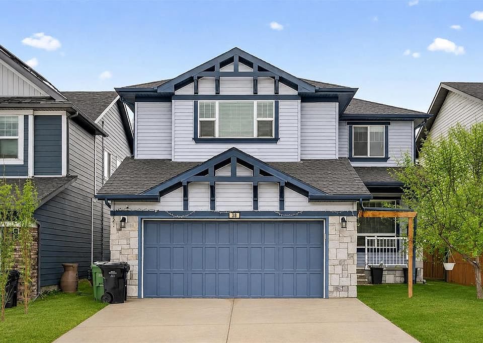 1st image of 38 Silverado Skies Cres N