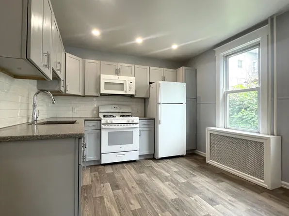 (undisclosed Address), Yonkers, NY 10704