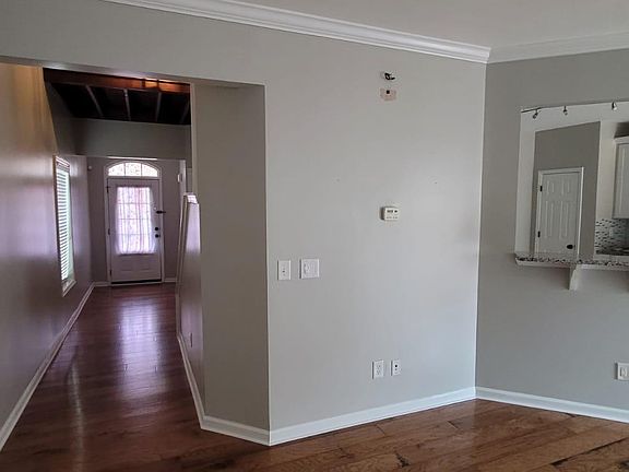 5th image of 1693 Windale Ct