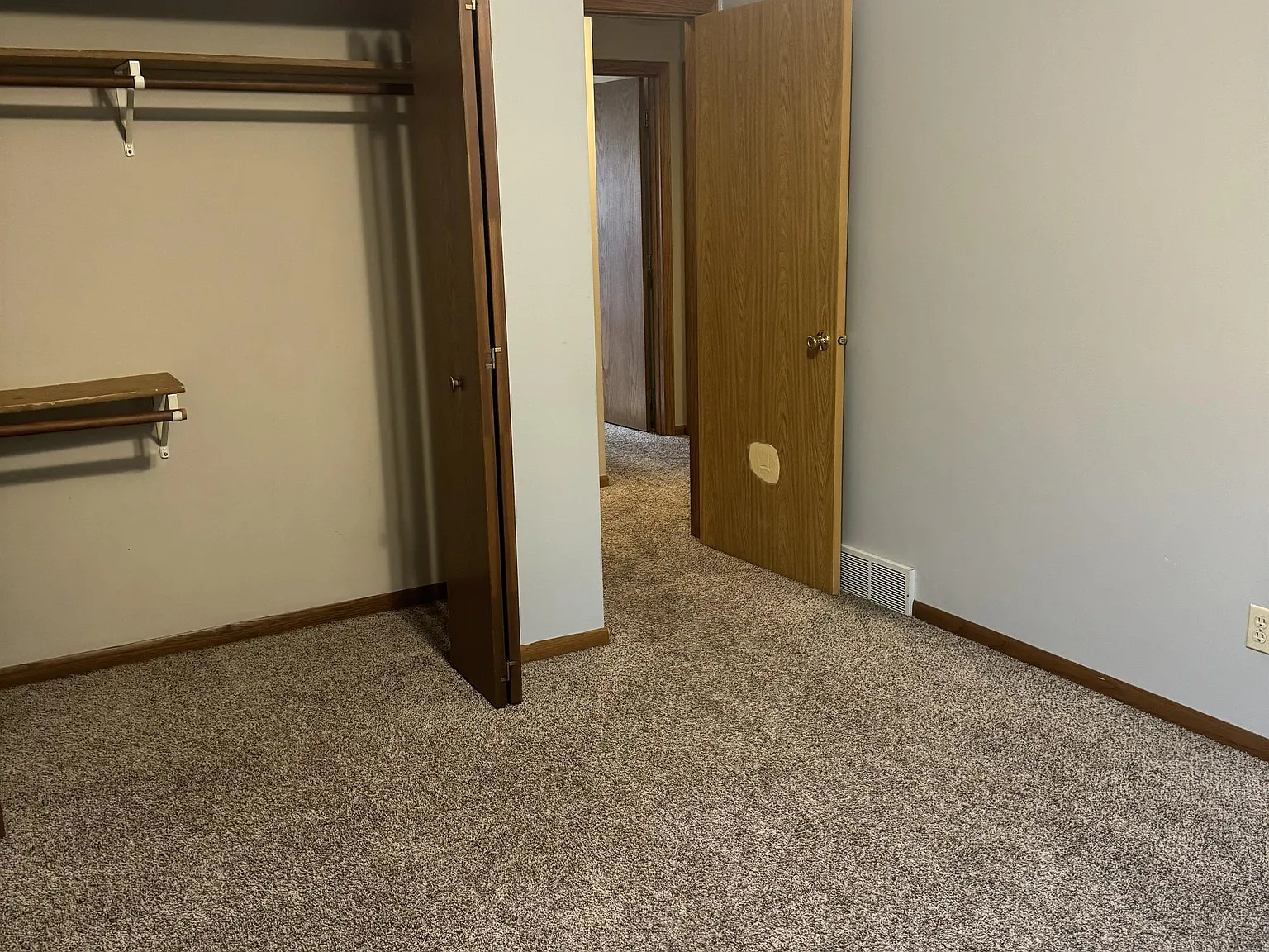 810 Continental Court - 8 — Photo 4