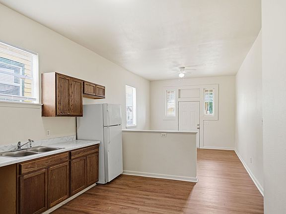 5th image of 2522-24 N Prieur St #2522