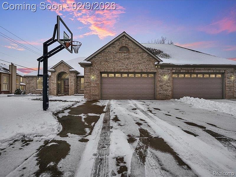 1st image of 19201 N Grisham Dr E
