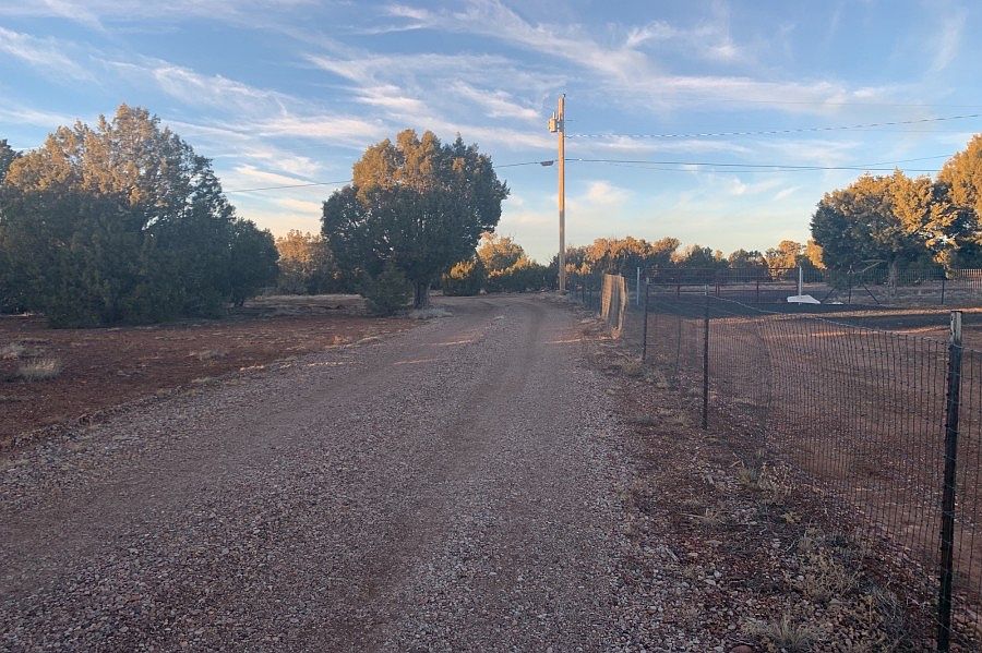 2nd image of 5012 Elk Trail Rd