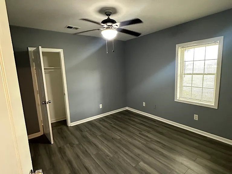 567 N Marietta Pkwy NE — Photo 27