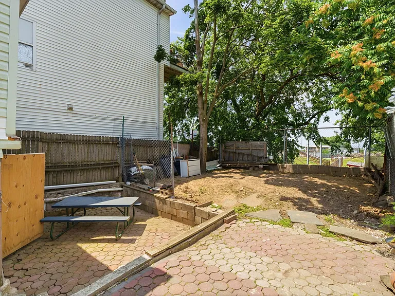 6605 Durham Ave — Photo 13